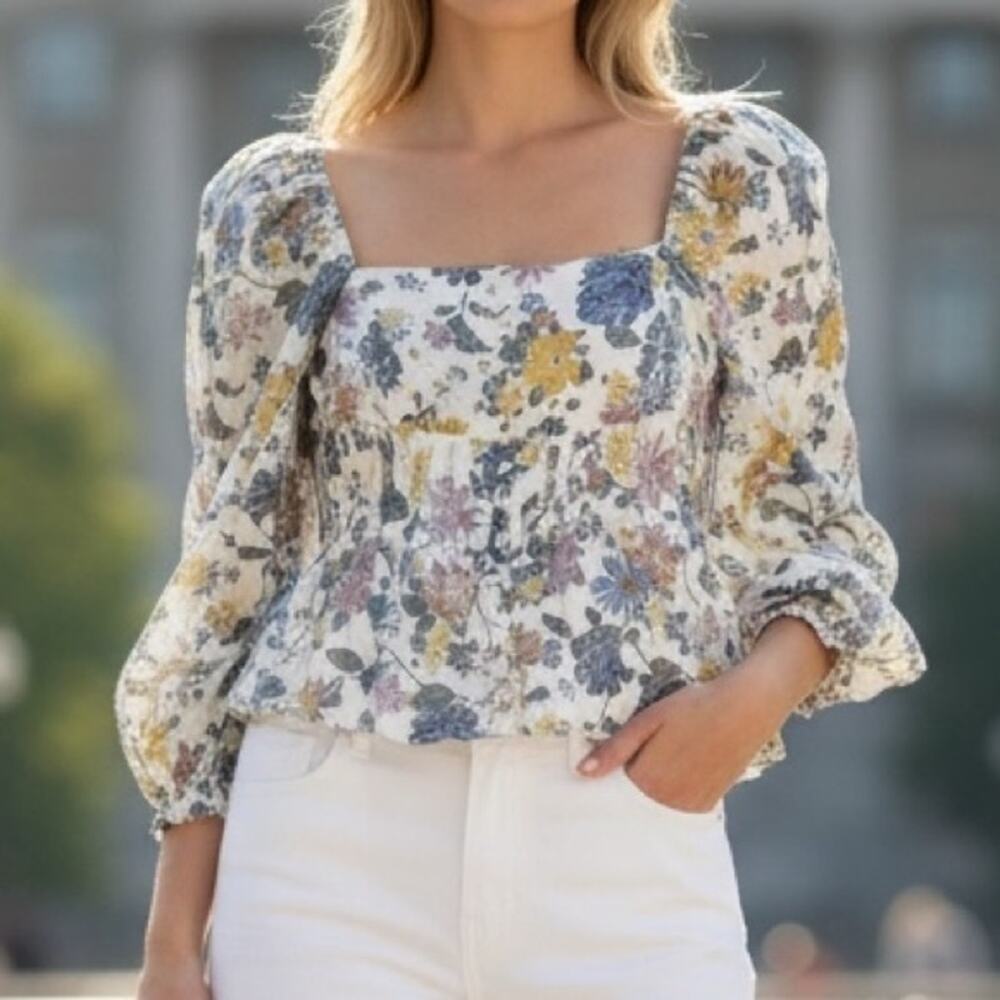 Storia Size Medium Floral Print Shimmer Peasant Blouse